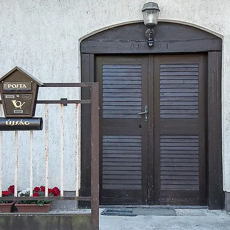 Orchidea Apartman Balatonkenese Exterior foto